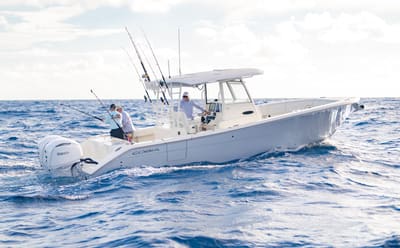 Cobia 320 CC